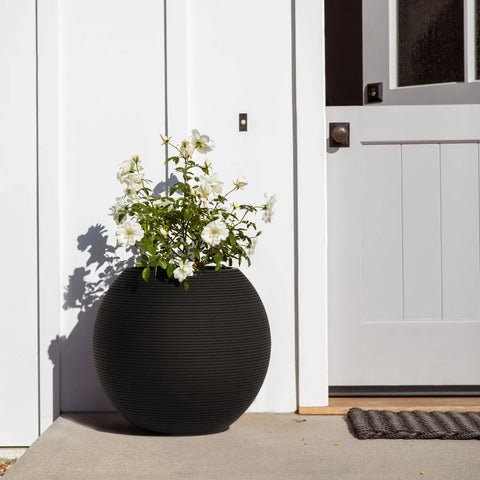 sphere planter