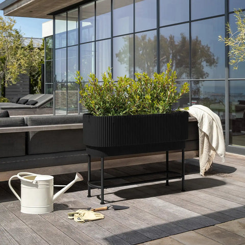 demi raised garden bed