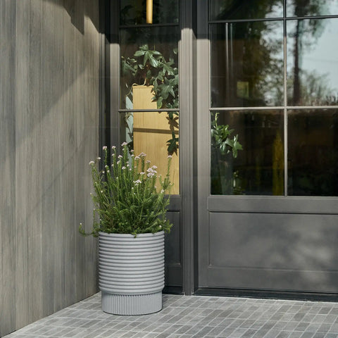 mod medium planter