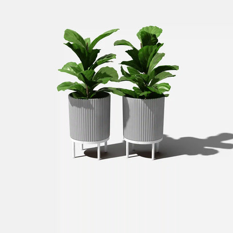 demi raised planter
