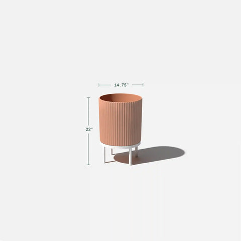 demi raised planter