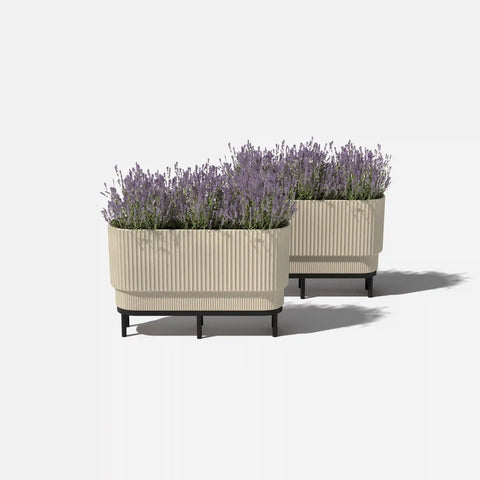 demi raised long planter